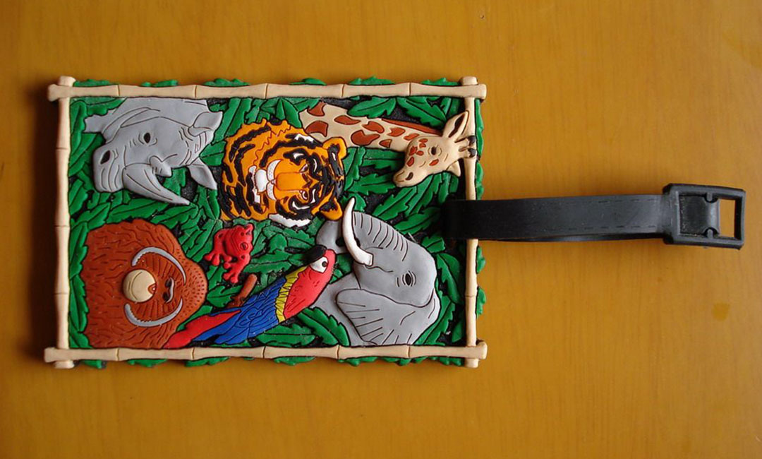 中卫博尼箱包CMS网站开发案例